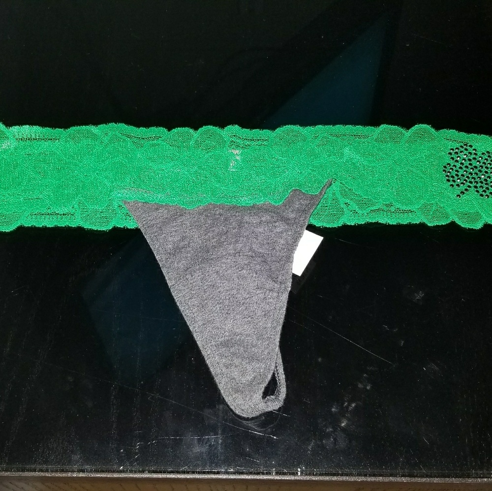 Make me an offer! 7 pairs of VS panties NWT